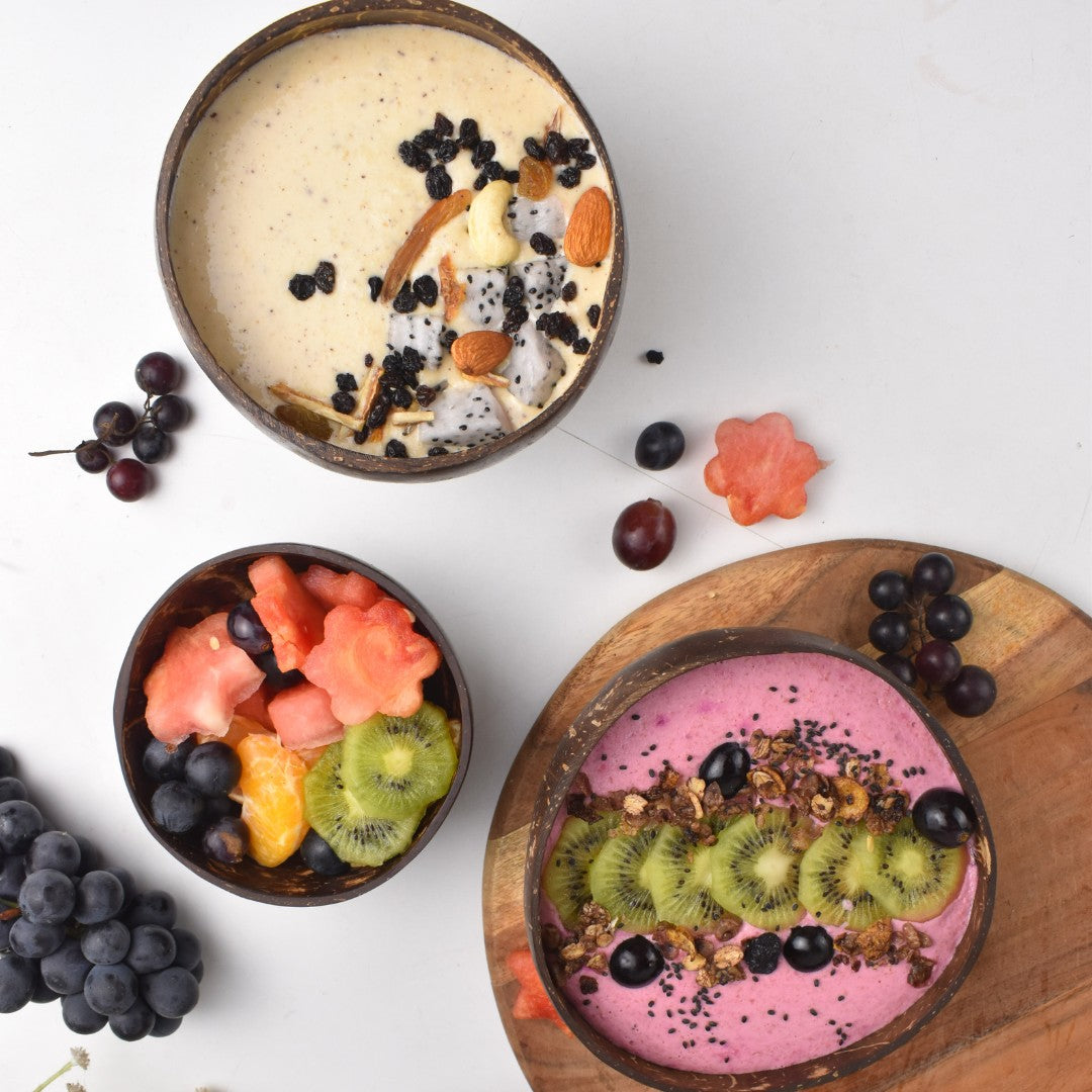 Thenga Artisan Jumbo Coconut Shell Bowls and Spoon Sets | For Smoothies, Salads, Serving - 900 ML (Set of 6)