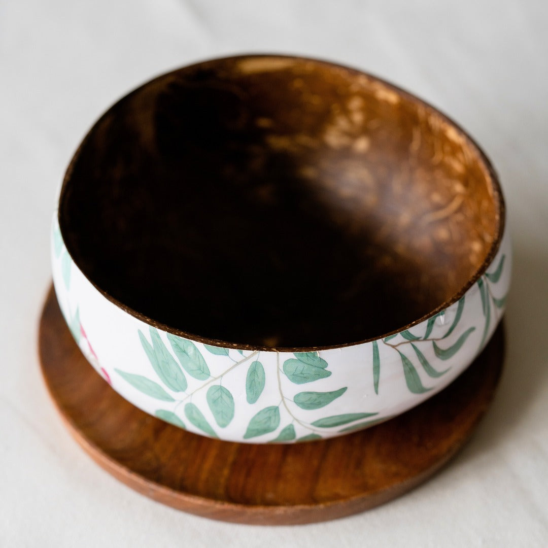 Thenga Coconut Shell Enamel Bowl for Serving Smoothie, Salad, Snack & Decorative Bowl - 500 ML (Set of 1)